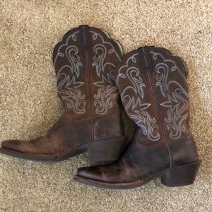 Brand new Ariat boots